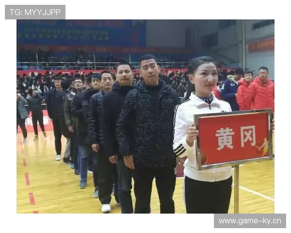 2008全国羽球业余俱乐部赛长沙落幕 20支队参加